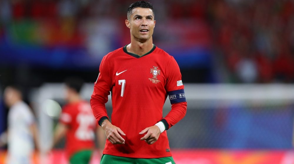 Cristiano Ronaldo $1 Billion Net Worth Lifestyle? Spending Habits Uncovered!