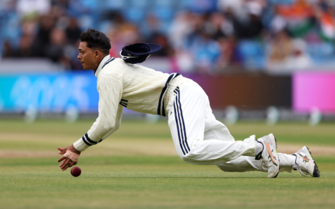 Who Has Most Catches in Test Cricket See Top Fielders