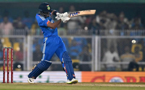 fastest t20 century by indian player compared in international cricket
