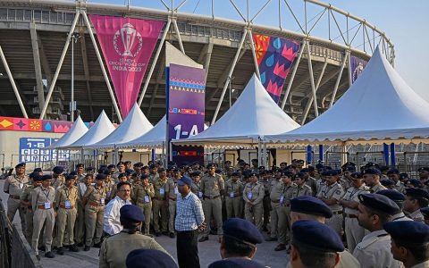 Narendra modi stadium average score how to calculate cricket match totals here